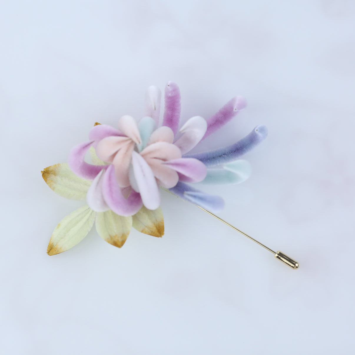 The Handmade Color Chrysanthemum Brooch
